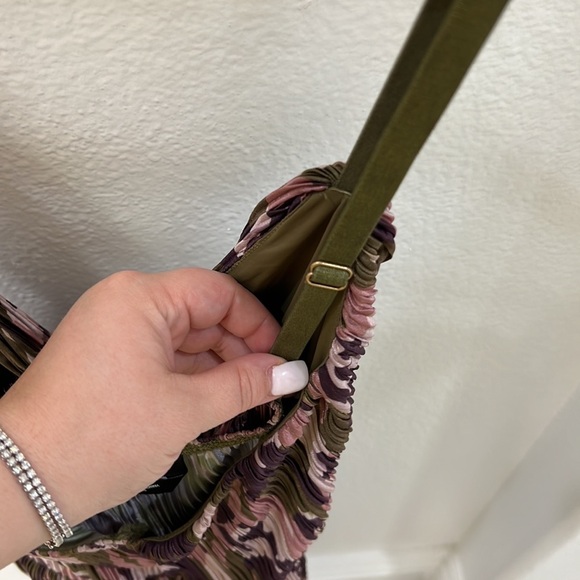 NEW bebe Camo Print Fit and Flare Dress - Picture 8 of 14